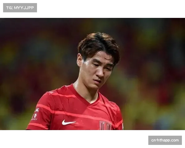 韦世豪留队成都蓉城，拒绝云南玉昆挖角邀请